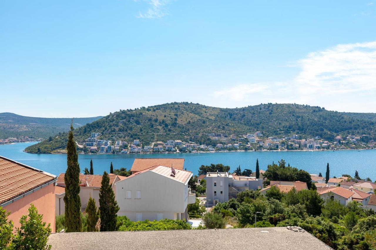 Apartments Villa Maja Rogoznica  Luaran gambar
