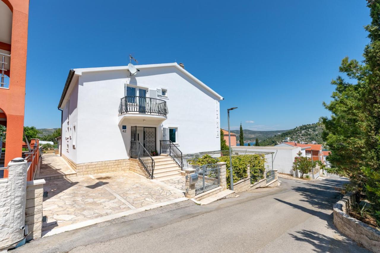 Apartments Villa Maja Rogoznica  Luaran gambar