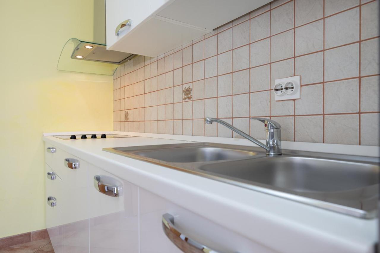 Apartments Villa Maja Rogoznica  Luaran gambar