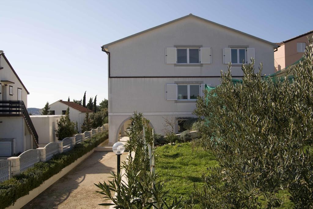 Apartments Villa Maja Rogoznica  Luaran gambar